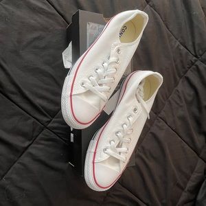 Classic low top converse